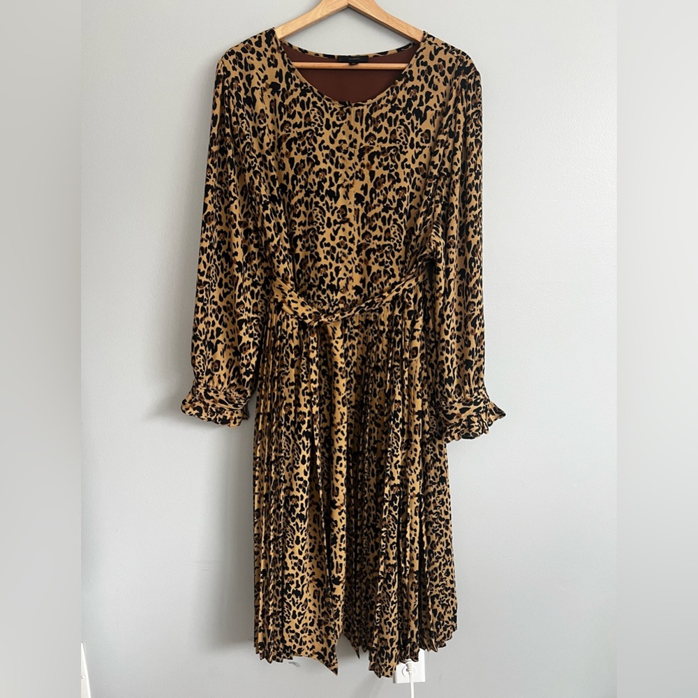 J Crew Cheetah Print Long Sleeve Belted Pleated Midi Dress Plus Size 24